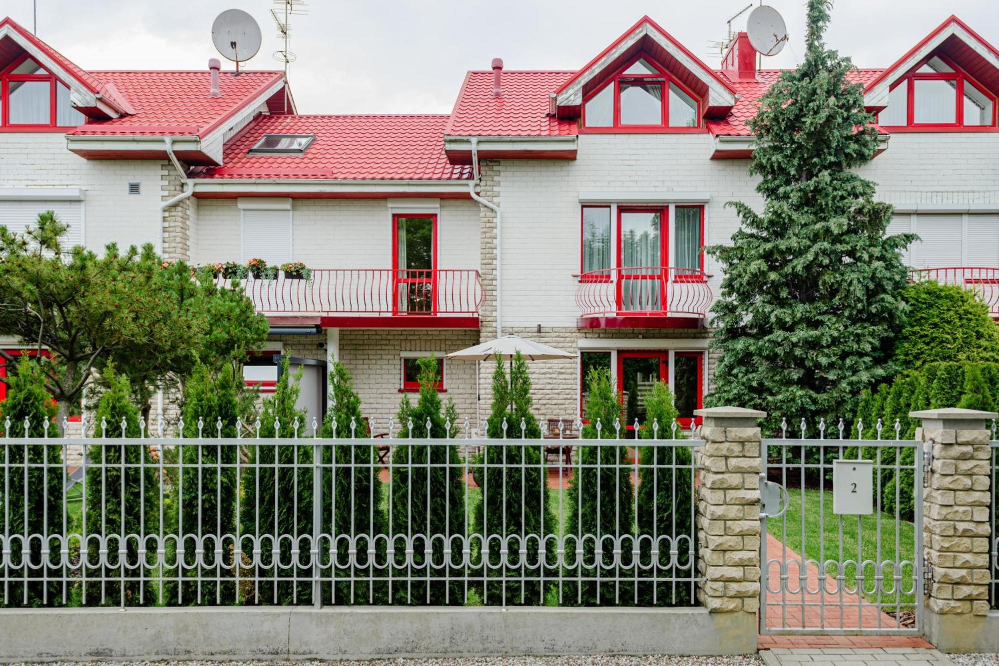 Family Inn Cottage With Terrace Palanga Esterno foto
